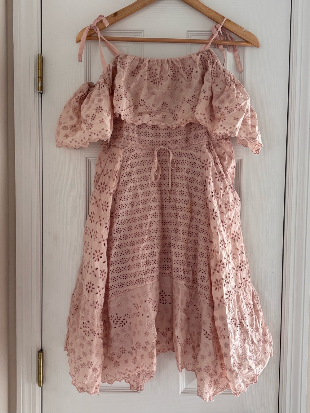 Unsubscribed Blush Pink 100% Cotton Off the Shoulder Eyelet Ruffle Dress Size 0